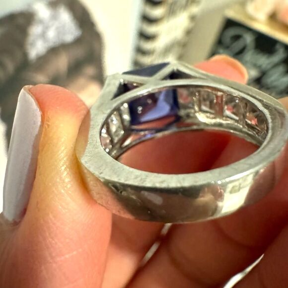 Cubic Zirconia womens blue white square cushion sterling silver .925 ring size 6 - Picture 5 of 6